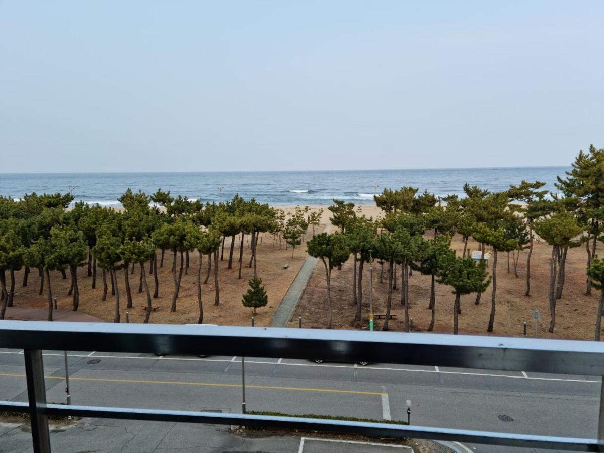 Pine Beach Yangyang Exterior foto