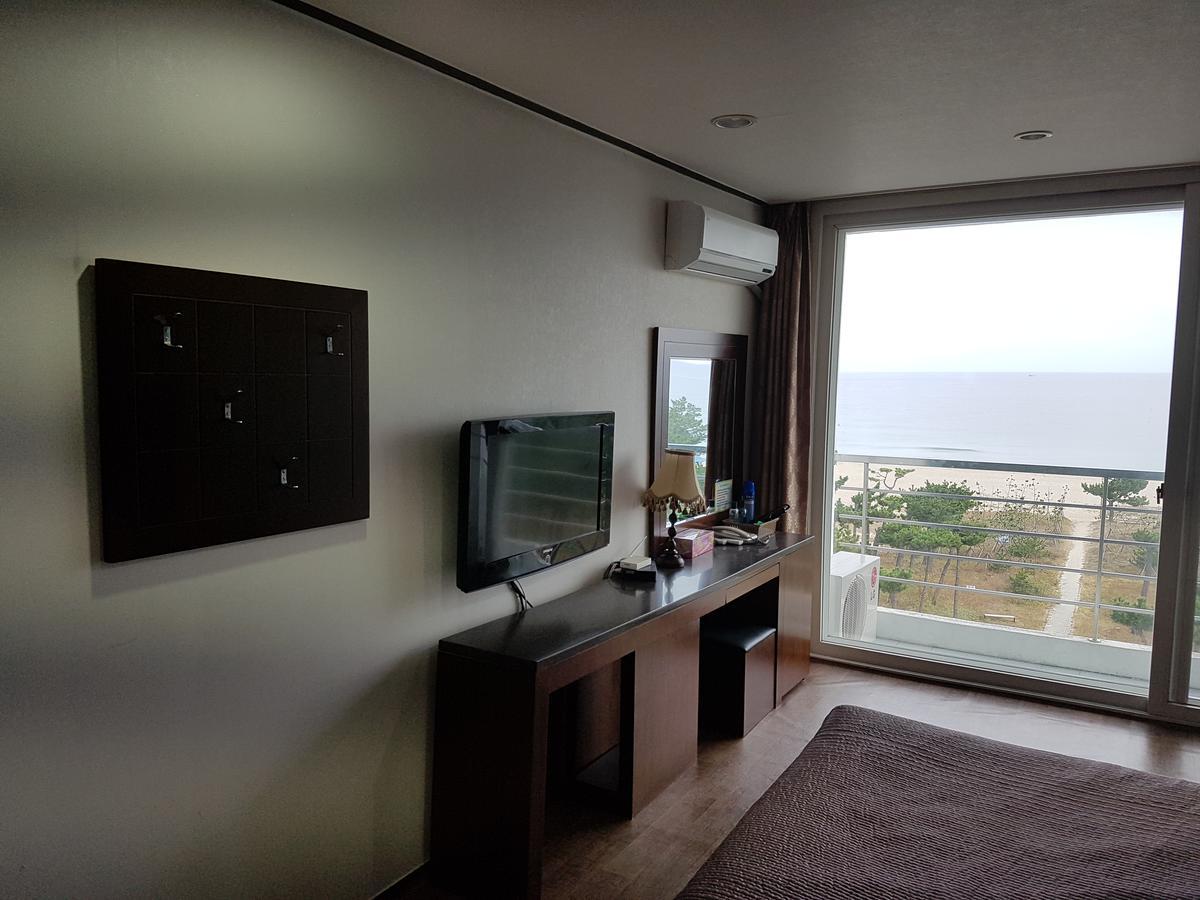 Pine Beach Yangyang Exterior foto